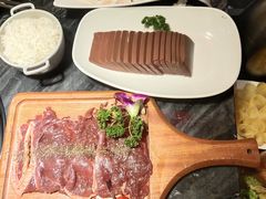 -热火朝天鲜切牛肉火锅(南强街巷店)