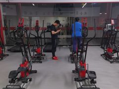 -巅峰减重高端减肥训练营(惠州店)