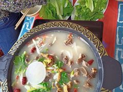 -四姑娘山阿巴郎·藏式花园餐厅