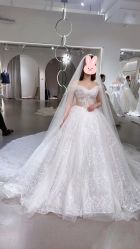 -艾米丽婚纱礼服