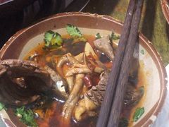 -黄潇洒老火锅(九眼桥宏济巷店)