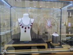 -菜百首饰(北京SKP店)