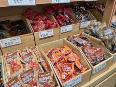 -良品铺子(白云新世界店)