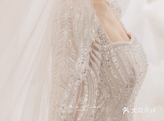 婚期定在五月份,紧张快速又有续的筹备中~想着抽空赶紧