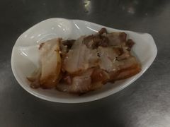 -鸿浩扒猪脚米线