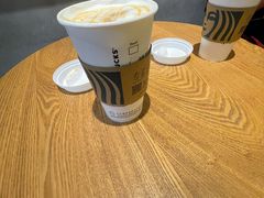 -星巴克臻选(北京世贸天阶店)