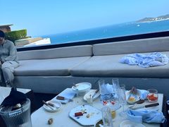 -瑰丽酒店·海吧·天际下午茶·现场DJ·天台酒吧