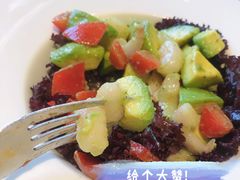 牛油果虾仁沙拉-兰特伯爵西餐厅·啤酒屋(方庄店)