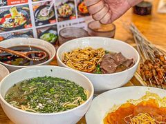 -嘻小北·兰州清汤牛肉面(太平洋森活天地店)