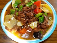 -歹歹的加个面过油肉拌面