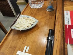 -毛辣果·贵州红酸汤牛肉火锅(西单店)
