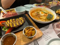 -伯顿西餐厅(厚街香榭丽店)