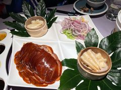 梧桐四味烤鸭-梧桐北京烤鸭·铜锅涮肉(海岸城店)