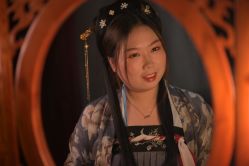 -汉仪华裳汉服馆(打浦桥店)