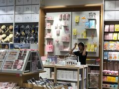 -名创优品(天河区正佳广场二店)