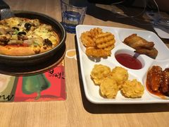 -必胜客(WOW中心城店)