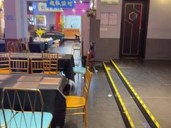 -里堂派对·独栋团建聚会小院轰趴馆(三圣乡店)