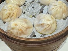 -馋三尺蟹粉小笼(人民广场店)