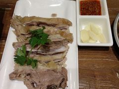-清真·玛丽亚新疆菜主题餐厅(浙江中路店)