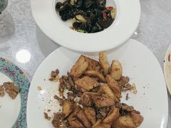 -汗腾格里·风味餐厅(新疆驻京办店)
