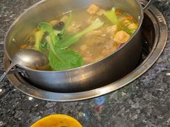 -一席地·本地鸡窝·杭帮鸡火锅(萧山银隆百货店)