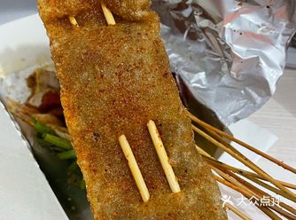 1.周际老师傅烧烤 苕皮很好吃