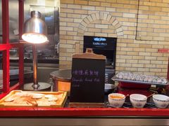 -圣丰索菲特·2 On 988 Café 自助餐厅