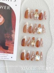 -小乐化妆美甲半永久培训学校