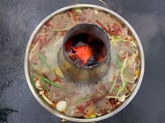 土火锅-撒拉人家.酸菜牦牛肉火锅