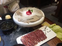 -沸炉重庆老火锅(军事博物馆店)