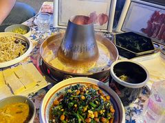 -小窝头炭火铜锅