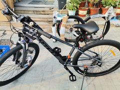 -道路口单车爱瓦士dahon大行