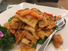 -粤尚腾香居中餐厅(首都机场希尔顿店)
