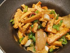 小炒衡山香干-佬麻雀·剁椒鱼头(京基KK One店)