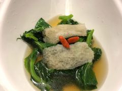 竹笙清鸡汤浸豆苗-Yan Ting 宴庭中餐厅(上海静安瑞吉酒店)