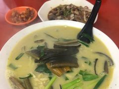 -三百碗宝应长鱼面(板仓街店)
