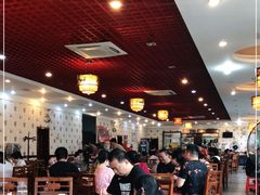 大堂-九尺赵老四鲜鹅肠火锅