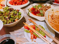 -巴厘龙虾·榜首油焖大虾(音乐学院·沿江酒馆店)