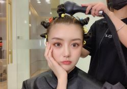 -东秀护肤造型