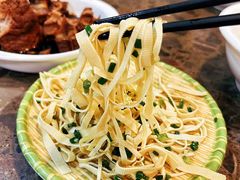 香油豆皮-周家大连水饺(美专校街店)