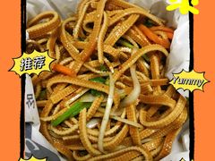 -老六素货(王顶堤店)