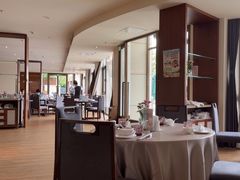 -静之湖湖畔餐厅