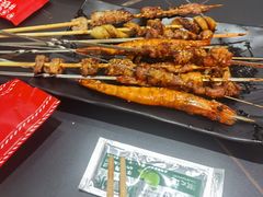 -许哥东北烧烤·铁丳烤串·宫后夹肉(繁花中心店)