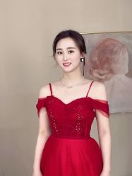 -艾米丽婚纱礼服