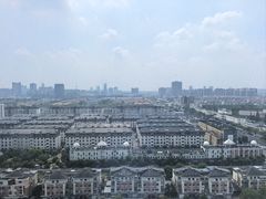 -南桥绿地铂骊酒店