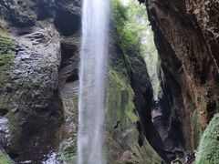 -龙水峡地缝景区