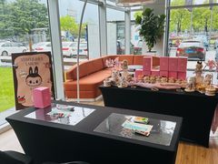 -奔驰上海利星(七宝店)