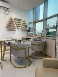 -瓷肌博士·祛痘科技美肤