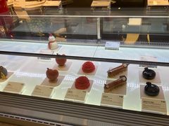 -Fridi Patisserie Cafe