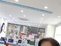 -荣耀授权专卖店(黄浦浙江中路店)